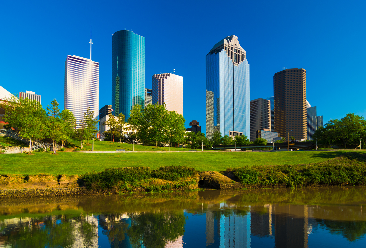 3 Unique Activities at Buffalo Bayou Park in Historic Downtown Houston